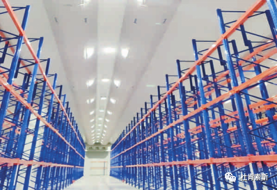 J9游戏柔性风管利用在低温高架库